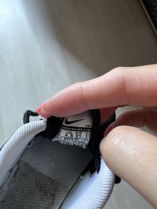 Кросівки для малечі Nike