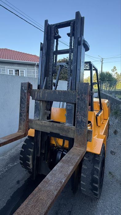 Empilhador Hyster H4.50XL – 4.500 kg