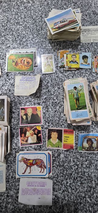 Varios cromos de futebol antigos
