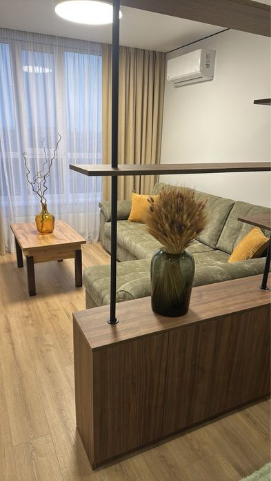 Стильна квартира з євроремонтом в новобудові