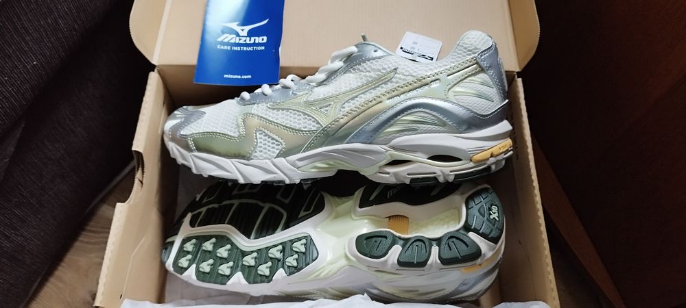 Mizuno wave rider 10 nimbus cloud\ Коллаборация Mizuno Contender Hanon