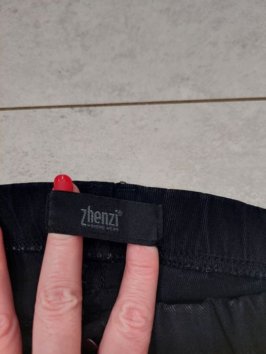 Spodnie jeans Skinny Zhenzi