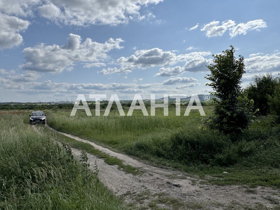 Продаж земельної ділянки с. Підбірці