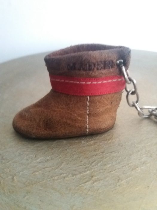 Porta chaves original da Madeira em péle