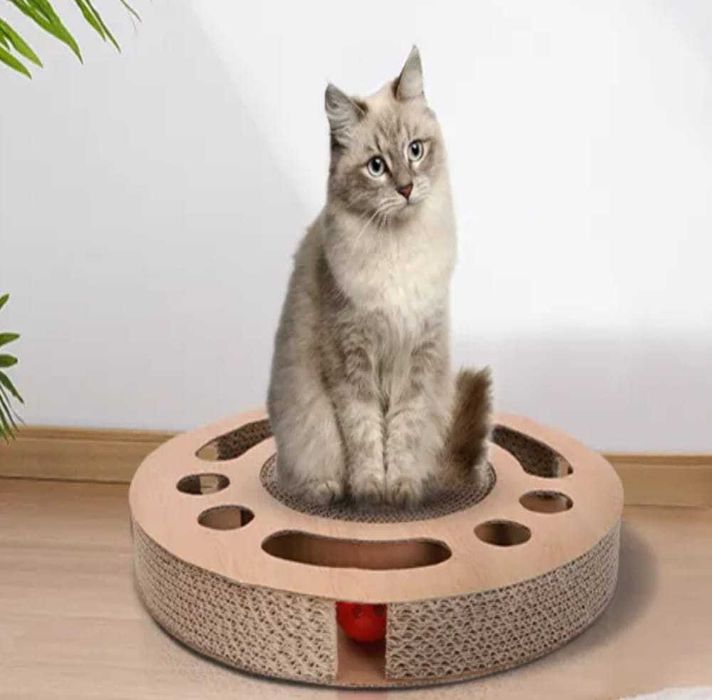 Brinquedo para Gato 2 em 1 – Arranhador + Jogo Interativo com Bolas