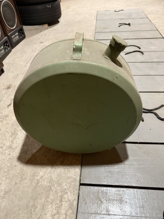 Каністра на 30 літрів