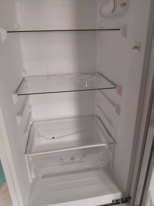 Frigorífico Eletronia como novo