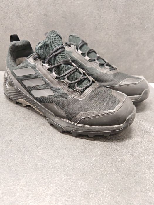 Adidas terrex r. 46