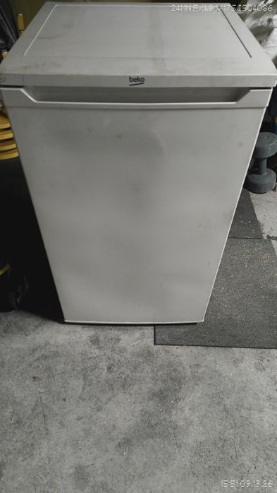 Arca congeladora de bancada  Beko gavetas