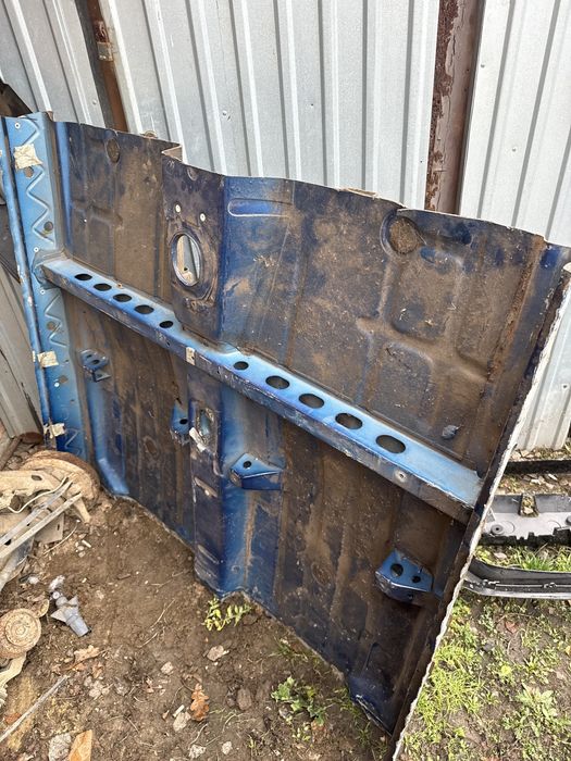 Продам Днище ваз