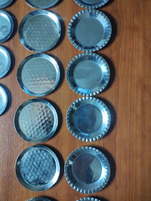 Metalowe podstawki