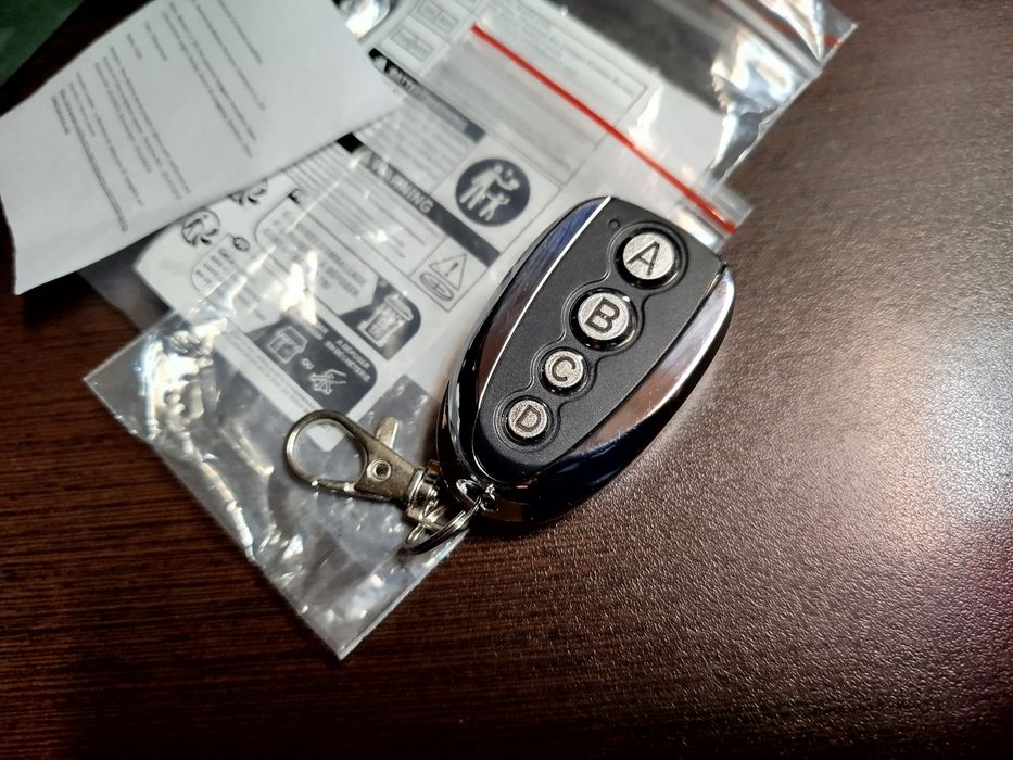 Comando Universal Rolling Code e Codigo fixo Novo