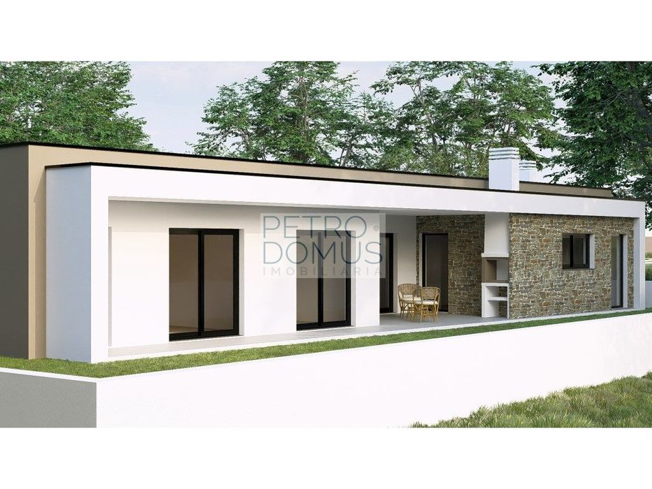 Moradia Térrea T4 |Churrasqueira |Garagem Dupla | Leiria