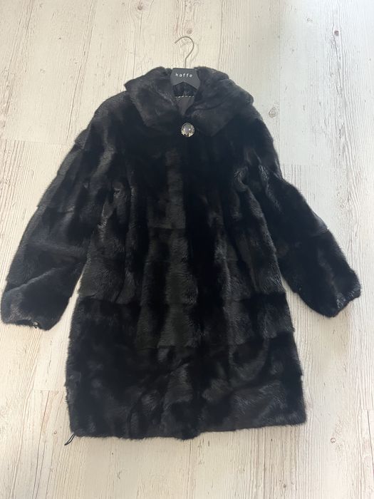 Продам норкову шубу