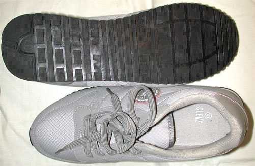 NOWE Buty Sportowe CLEVE Jasno Szare nr 41 Typ adidas Modne Wygodne