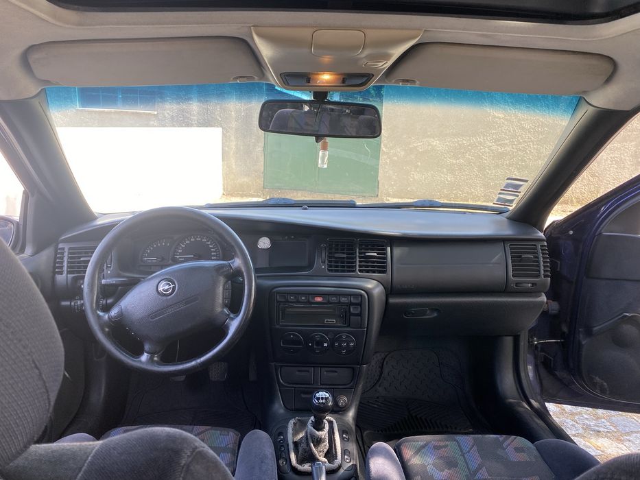 Opel Vectra — fotografia 5
