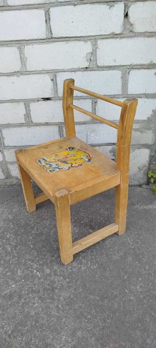 Детский стульчик
