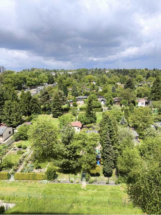 Pokój blisko spodka !!!