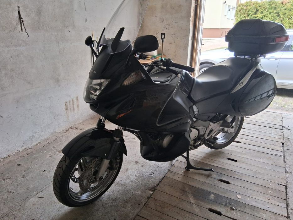 Honda Deauville NT 700VA