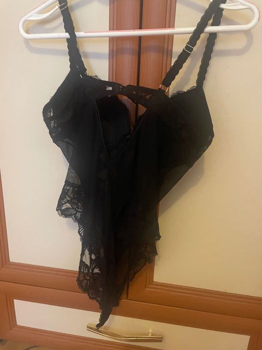 Черное кружевное боди sinsey