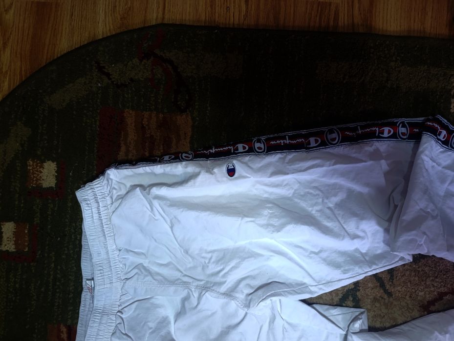 Білі нейлонові і штани Champion з лампасами | оригінальний стиль