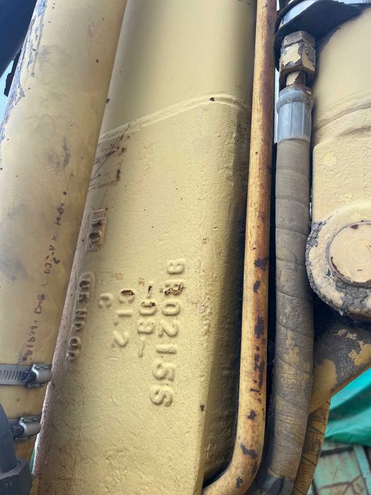 9R0215S Ramie tylne CAT 428, 438,