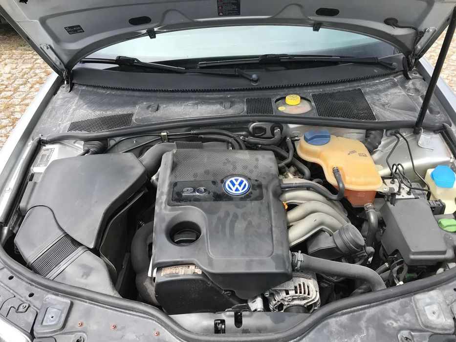 Volkswagen Passat 2.0cc 4Motion 2001 - Para Peças