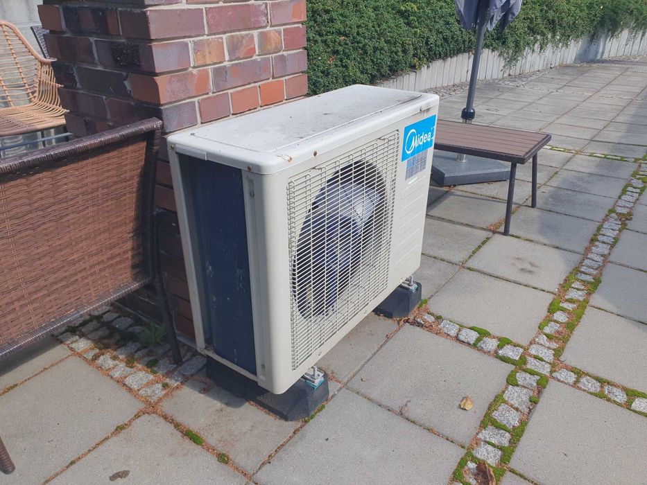 Klimatyzator klimatyzacja kaseton Midea 2 szt