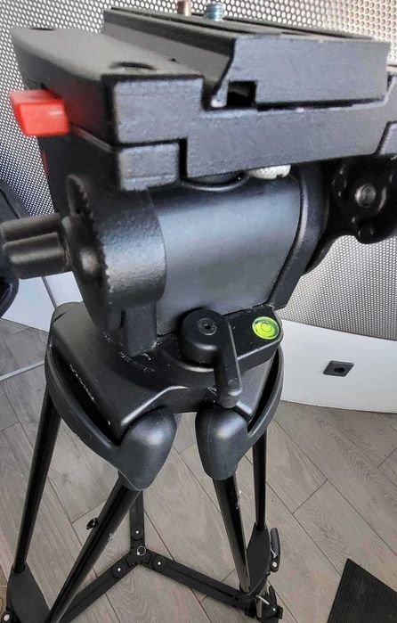 Tripé Vídeo Manfrotto 525MN