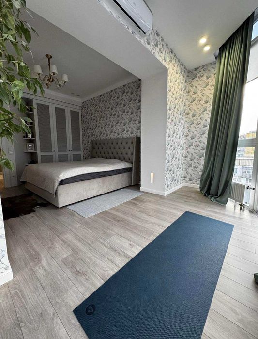 Купите классную 3-комнатную Ремонт мебель техника Центральный район!