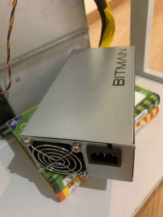 Bitmain Antminer Z15 (420kh/s) - MINERADORA