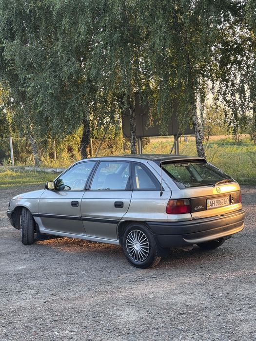 Opel Astra F 1996 р. 1,4 газ-бензин