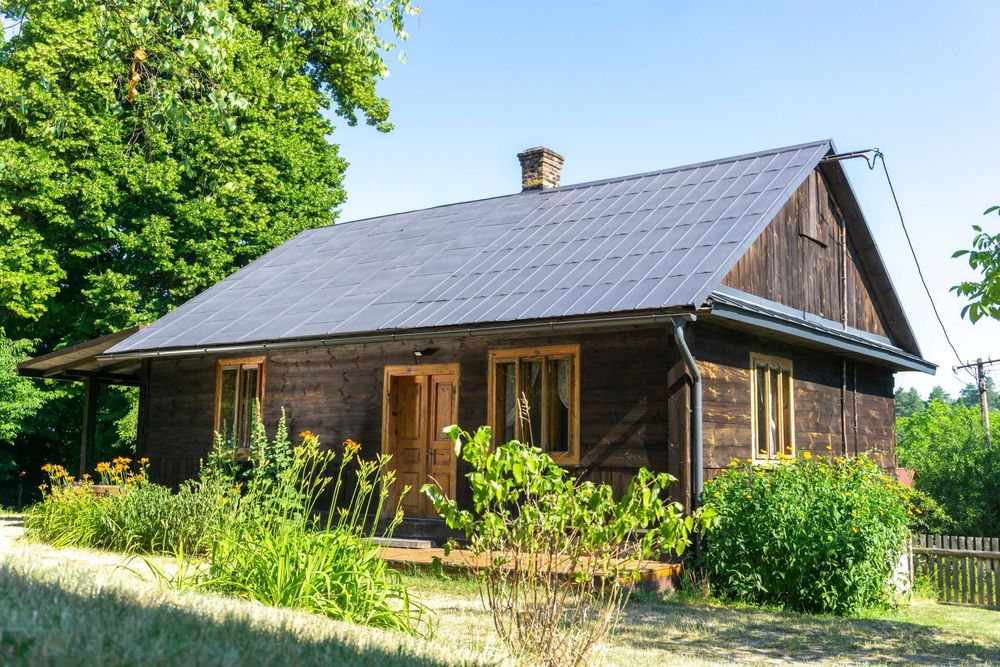AleChatki - domki i stodoła na imprezę na Roztoczu w Hucie Lubyckiej