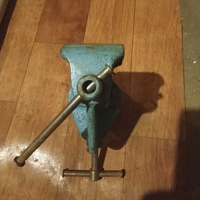 Stare solidne imadło