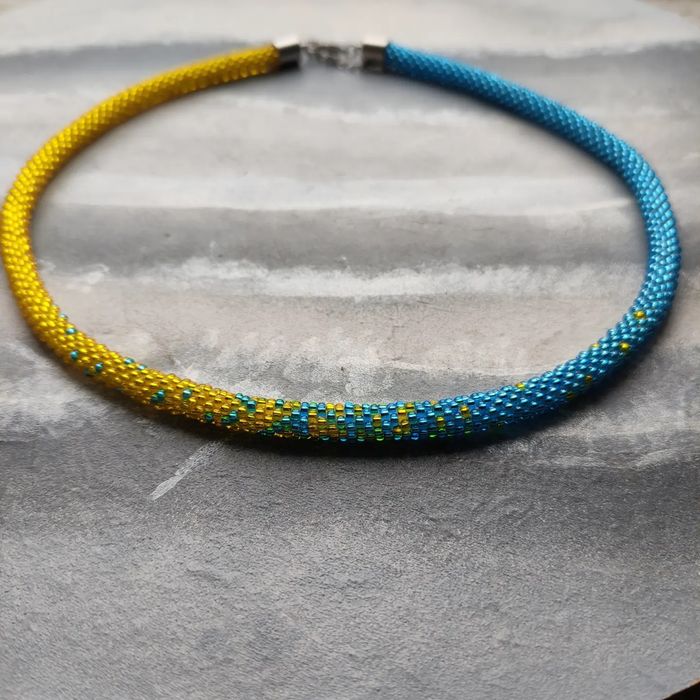 Колье из бисера Украина