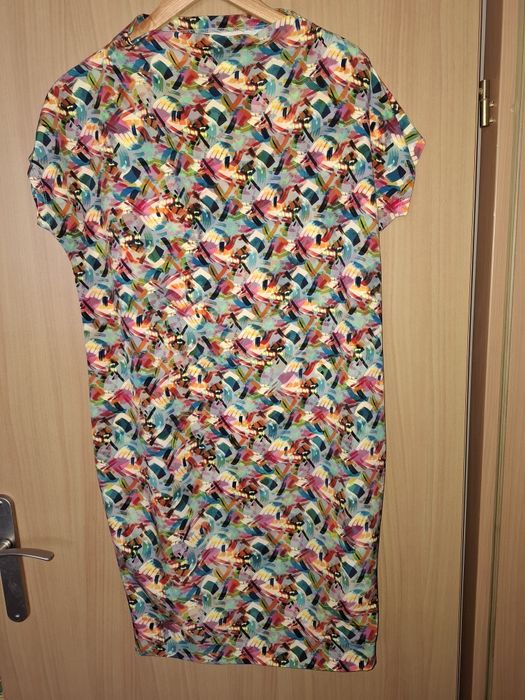 Kolorowa sukienka solar