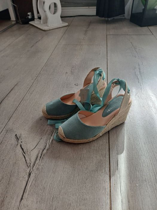 Buty damskie r.36 Jenny Fairy