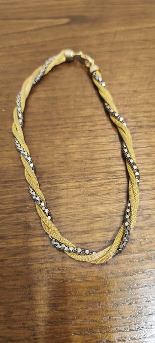 Colar bonito e original