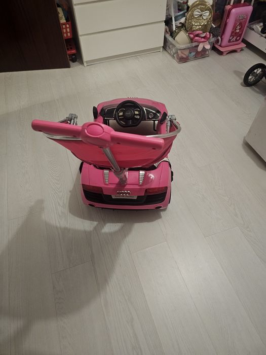 Carrinho de empurrar Audi R8 Spyder