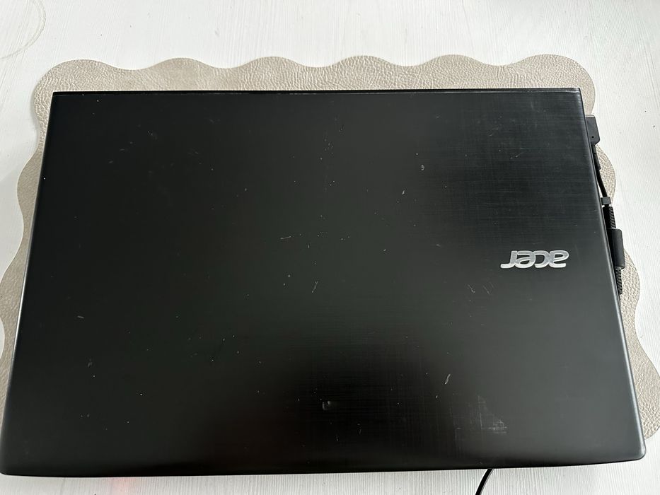 Laptop Acer aspire E5-575 i3/8gb