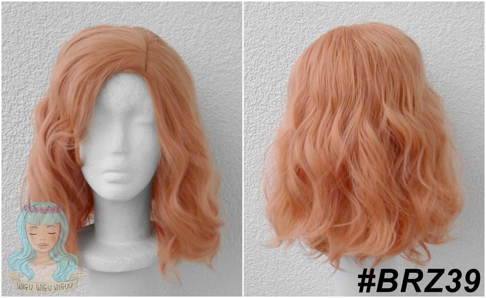 Brzoskwiniowa peruka falowana karbowana z przedziałkiem wig cosplay