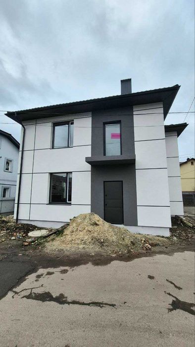 Продаж Будинку в Центральній частині міста.