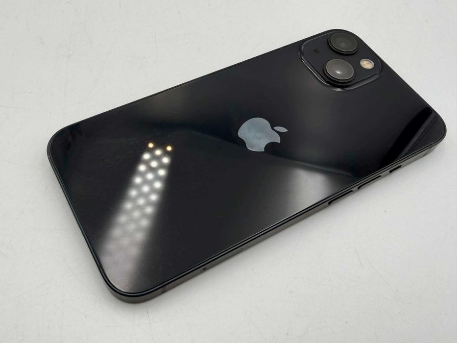 Smartfon Apple iPhone 13 4 GB / 128 GB 5G czarny