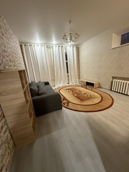 Однокімнатна в Центрі