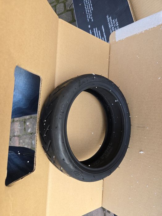 Karton od hulajnogi Mi Electric Scooter Pro 2 + Opona zapasowa