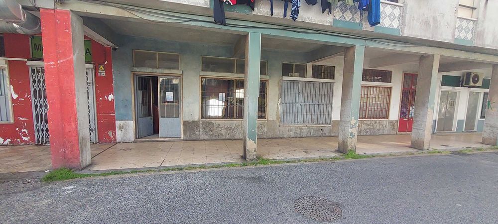 Loja com 50m² Reboleira
