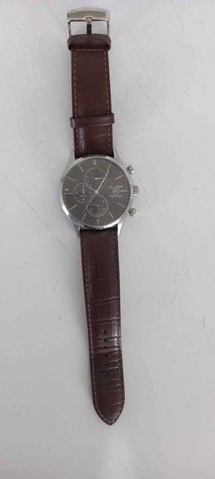 Relógio GANT  em prateado e fundo preto