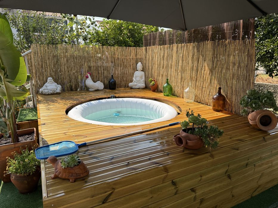 Spa de jardim e jacuzzi