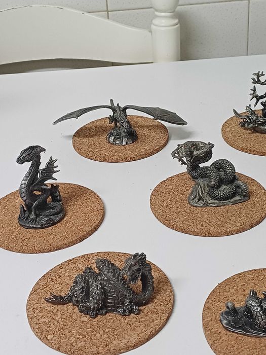 Dragões Místicos em chumbo 8 unidades