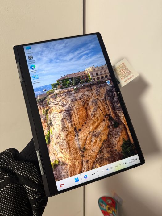 Toshiba Sharp Dynabook Portege X30W-J13 i5 256gb ssd 1кг сенсорний